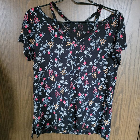 Lucky Brand Tops - Lucky Brand Cold Shoulder Floral Shirt Size Small